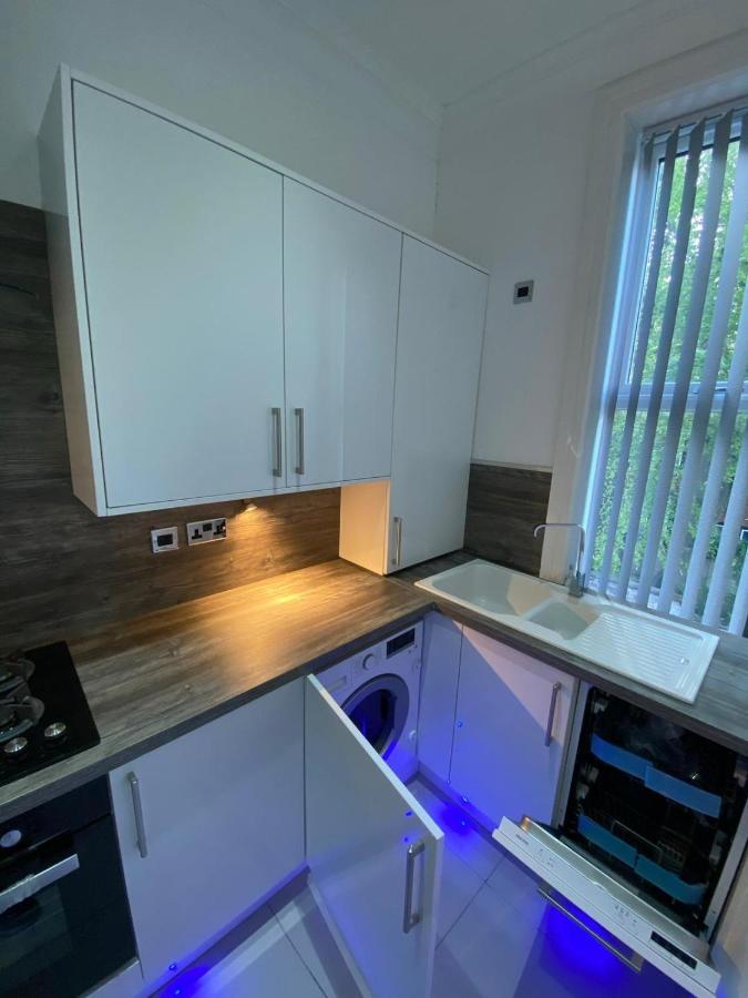 Designer Apartment Apt6 Wolverhampton Exterior photo
